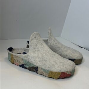 Sportuguesss multicolor wool slip on ❤️❤️